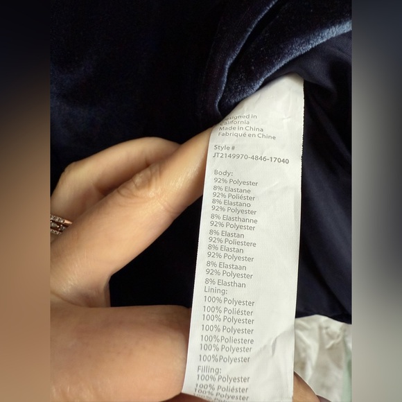 Fabletics Wander Puffer Plush Velour Blue Cropped Jacket w/Pockets SZ M - Picture 10 of 12